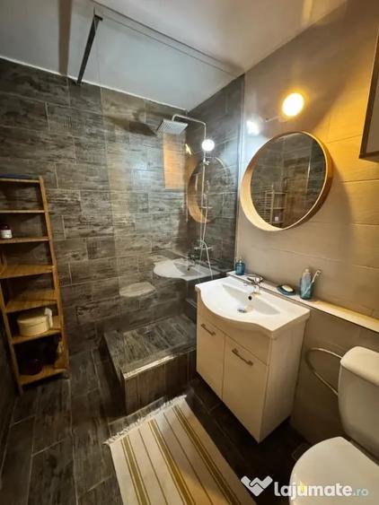 Apartament cu 2 camere decomandat în Turda