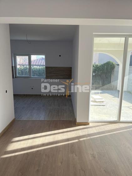 Duplex cu 4 camere cu Canalizare în Măgurele