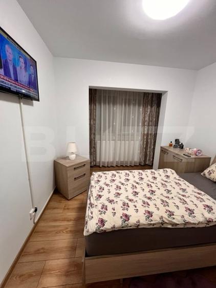 Apartament cu 4 camere decomandat, mobilat în Hunedoara