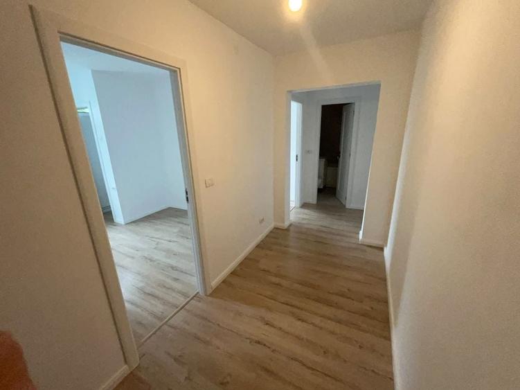 Apartament cu 2 camere decomandat în Astra