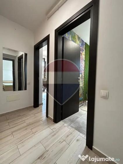 Garsonieră decomandată în Sud