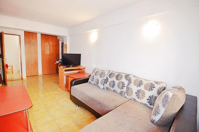 Apartament cu 2 camere decomandat, mobilat în Central — fotografia 1