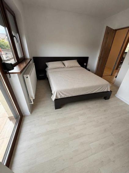 Apartament cu 3 camere semidecomandat în Nicolina