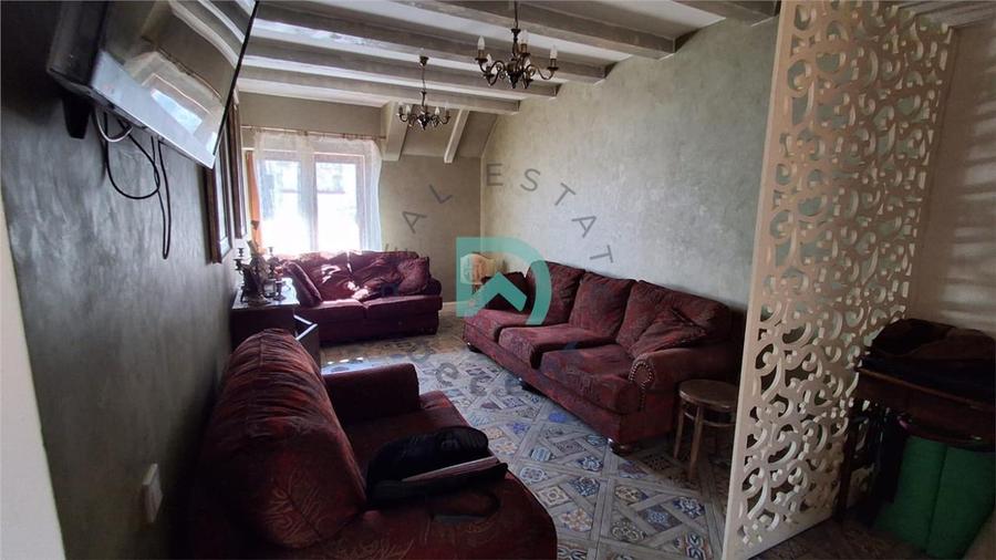 Apartament cu 5 camere decomandat, mobilat în Sub Arini