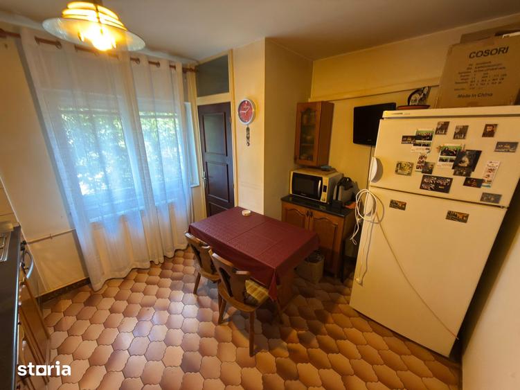 Apartament cu 3 camere în Militari