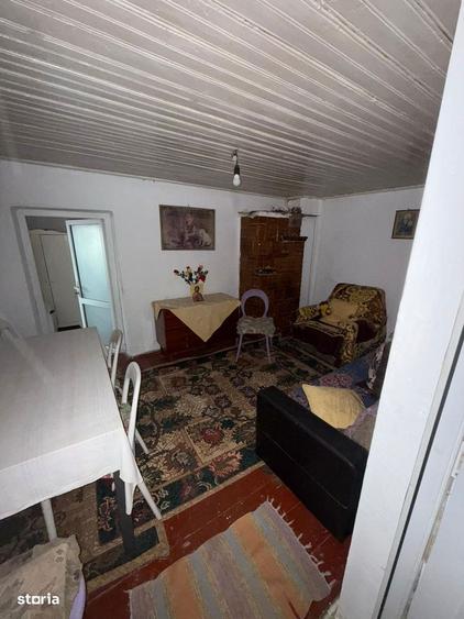 Casă cu 4 camere în Goruni