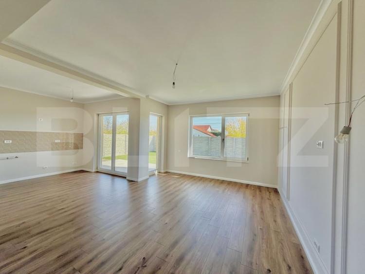 Duplex cu 3 camere cu Canalizare în Moșnița Nouă