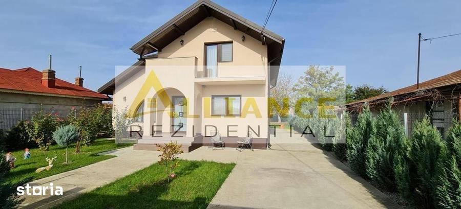 Casă cu 4 camere cu Teren 775 Mp în Brazi