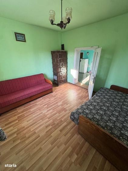 Casă cu 3 camere în Recea-Cristur