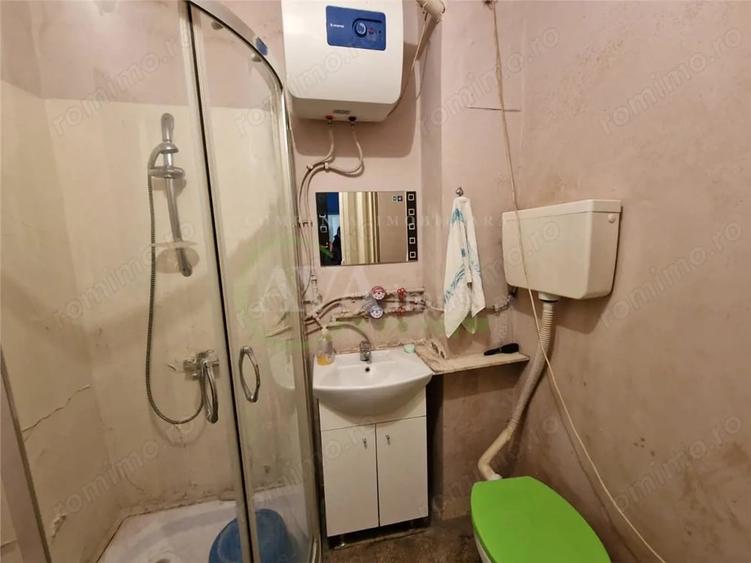 Apartament cu 4 camere decomandat în Bistrița Lac