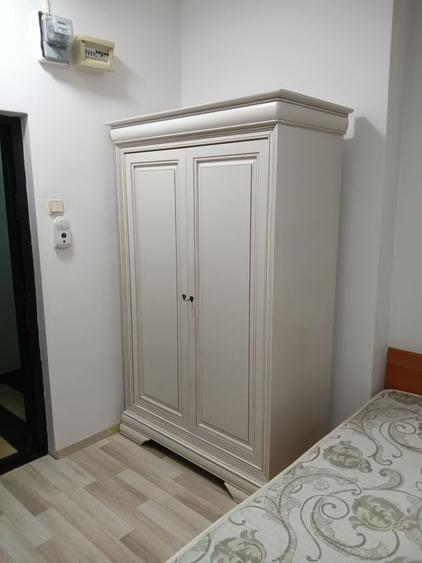 Garsonieră decomandată în Romană