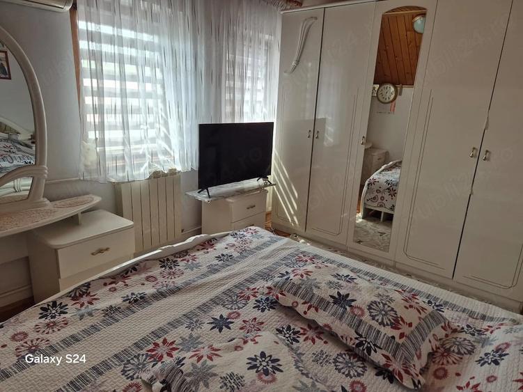 Casă cu Teren 1200 Mp în Central