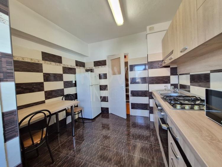 Apartament cu 2 camere decomandat, mobilat în Mihai Viteazul