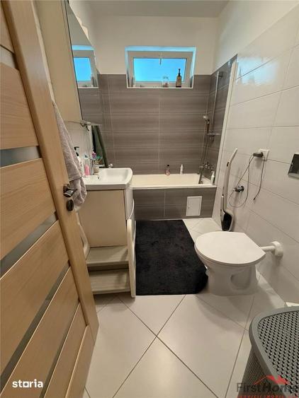 Apartament cu 2 camere, mobilat în Central