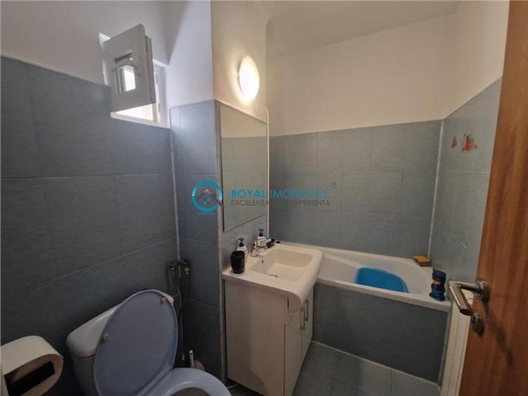 Apartament cu 2 camere decomandat, mobilat în Vest
