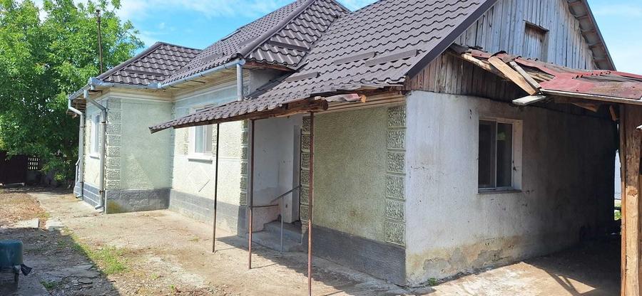 Casă cu 2 camere în Coplean