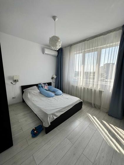 Salaj, stb Bacau, 20 minute Unirii, bloc nou, centrala, 2 ac, loc parcare - 1