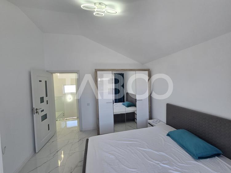 Duplex cu 5 camere cu Canalizare în Viile Sibiului