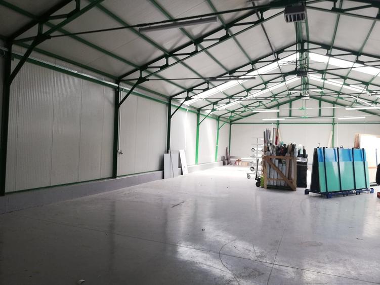 Spațiu industrial, de 400 mp, în Depozitelor