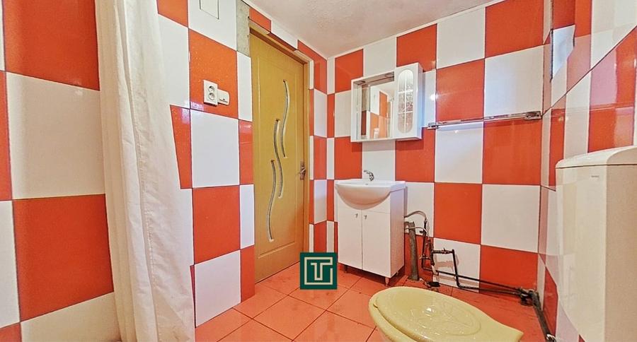 Casă cu 4 camere cu Canalizare în Zăbrani