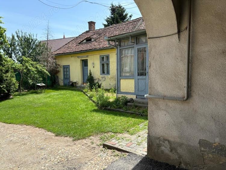 Casă cu 5 camere în Cisnădie