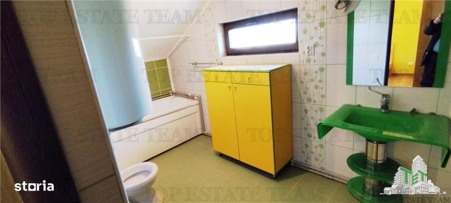 Casă cu 4 camere în Odăile