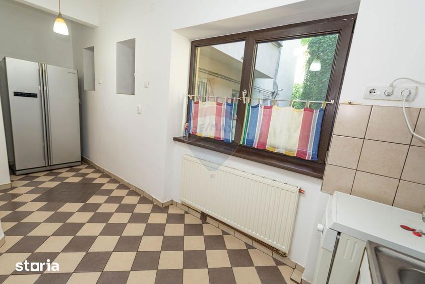 Apartament cu 3 camere în Iancului