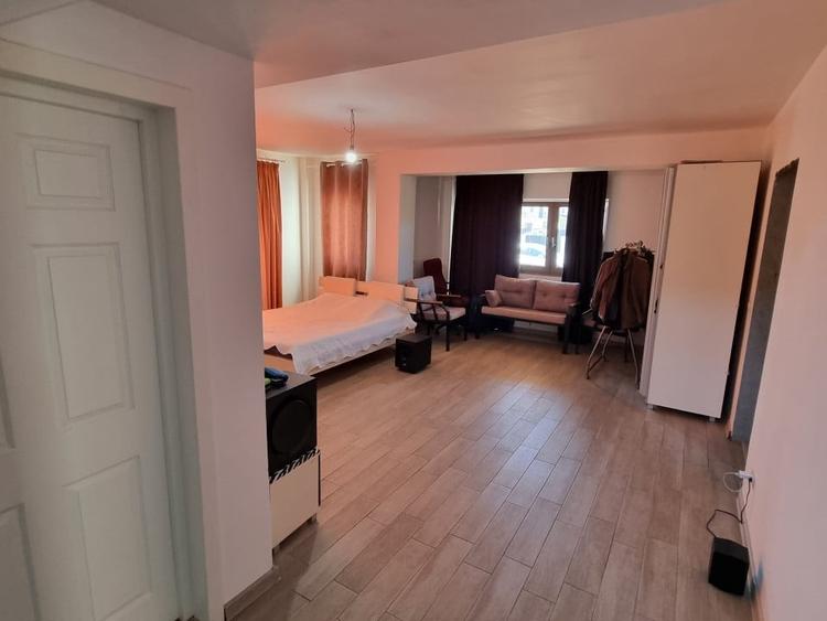 Casă individuală cu 4 camere cu Teren 500 Mp în Gherăiești
