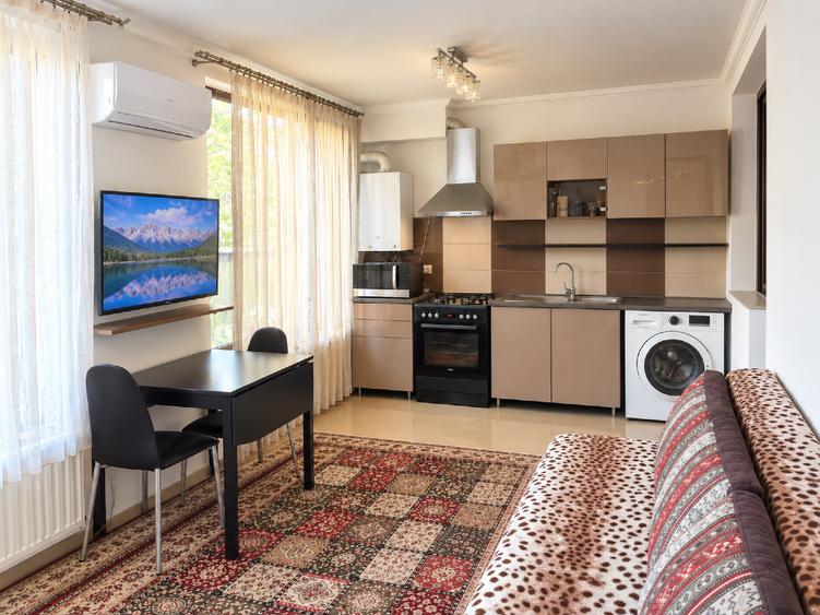 Apartament cu 2 camere semidecomandat, mobilat în Bucureștii Noi