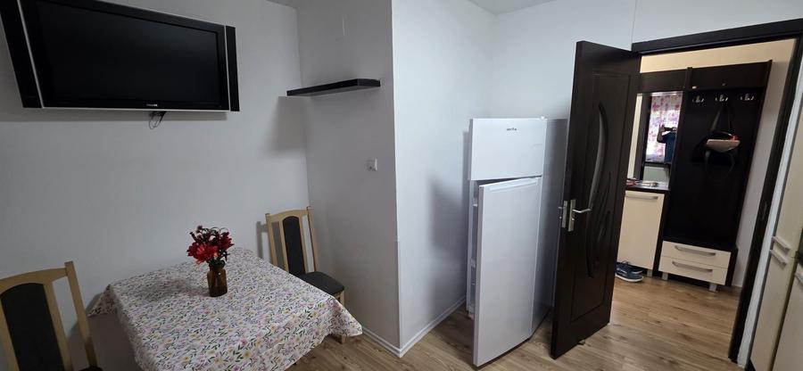 Apartament cu 2 camere decomandat în Cug