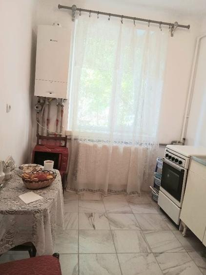 Apartament cu 2 camere decomandat în Exterior Vest