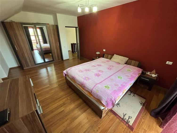 Casă cu 4 camere cu Teren 1000 Mp în Exterior Sud
