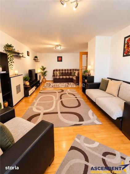 Apartament generos, 90 mp, 3 camere si parcare privata, Grivitei, Bras