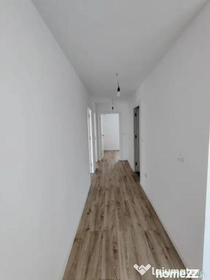 Casă cu 5 camere cu Teren 500 Mp în Central