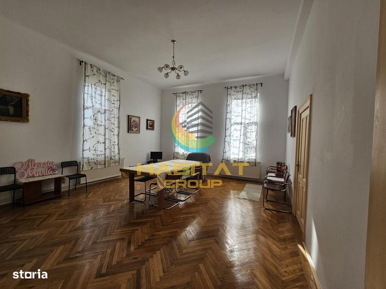 Apartament cu 6 camere, mobilat în Victoriei