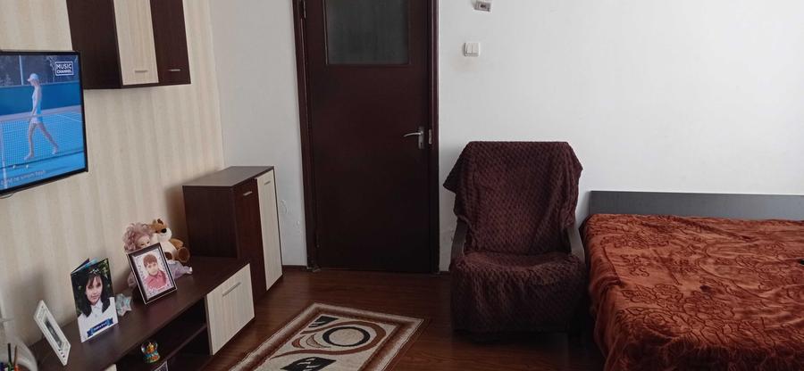 Vand apartament cu doua camere - 2