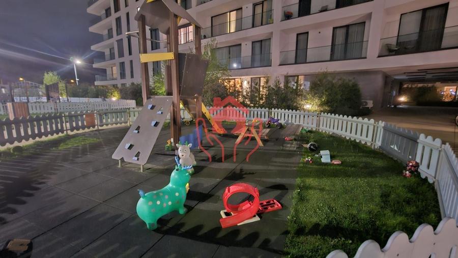 Apartament cu 3 camere decomandat în Băneasa