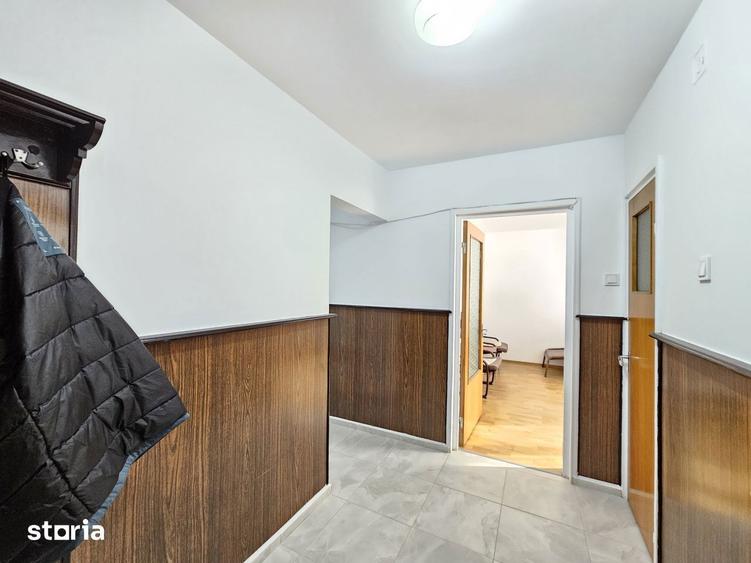 Apartament cu 3 camere decomandat, mobilat în Titan