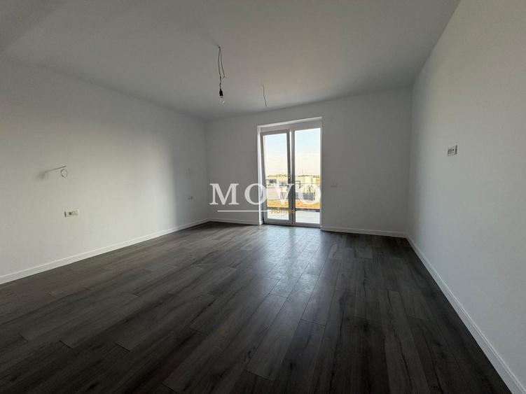 Duplex cu 4 camere cu Teren 412 Mp în Covaci