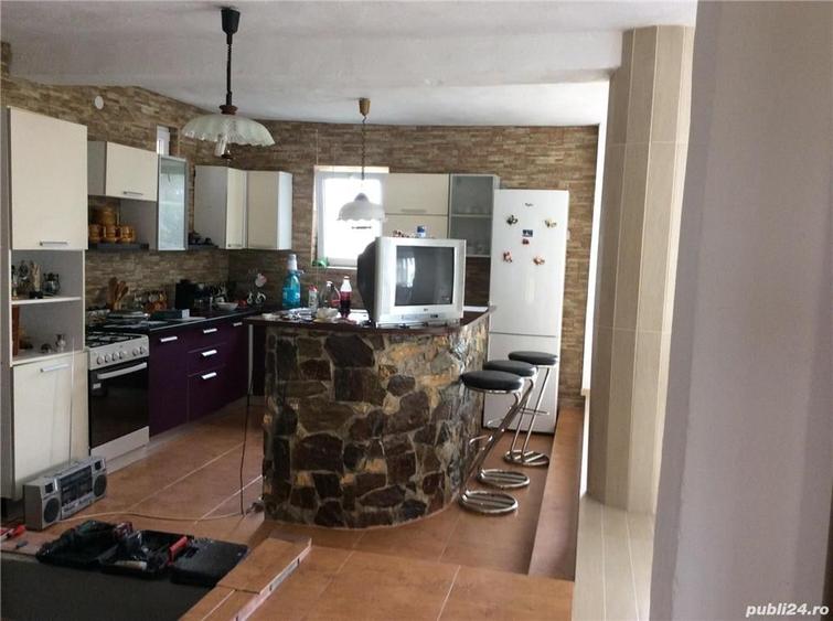 Casă cu 3 camere în Central