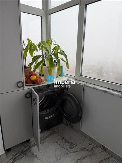 Apartament cu 3 camere semidecomandat, mobilat în Tătărași