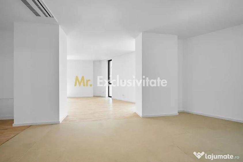 Apartament cu 3 camere decomandat în Trivale