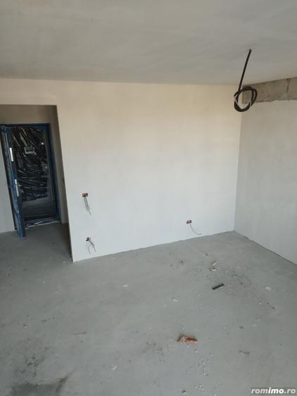 Casă cu 1 camere decomandat în Central
