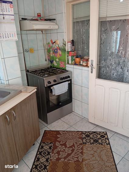 Apartament cu 2 camere în Micro 14