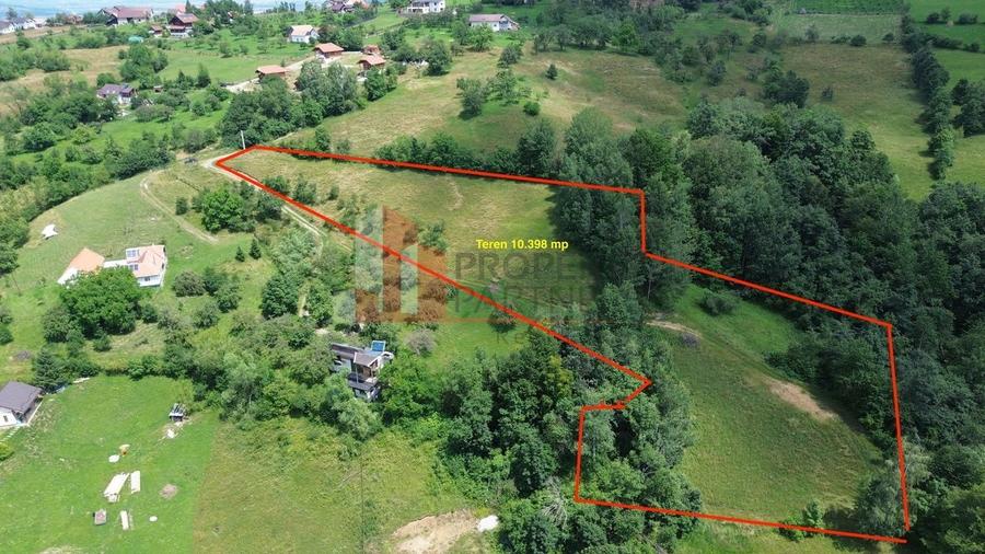 Teren Construcții intravilan de 10398 mp, în Bran