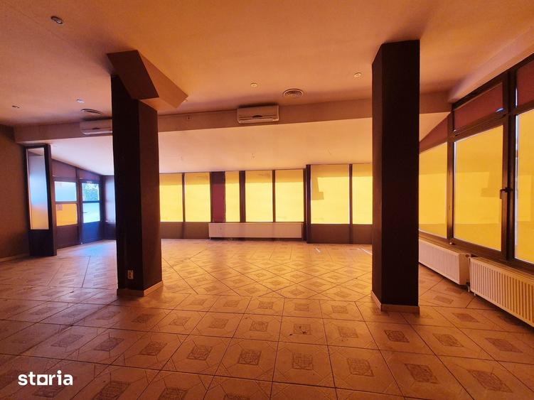 Spațiu comercial, de 130 mp, în Mărăței