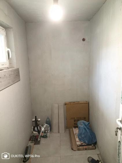 Casă cu 2 camere cu Teren 440 Mp în Central