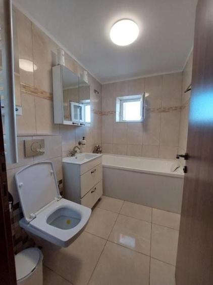 13 septembrie | 3 camere | 80mp | et 8 | bloc reabilitat | 165.700 - 15