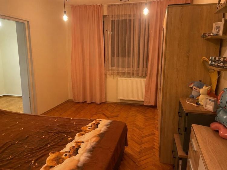 Apartament cu 2 camere semidecomandat în Podgoria