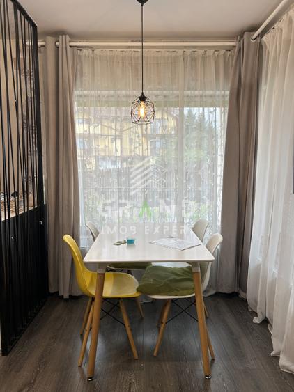 Duplex cu 5 camere cu Canalizare în Mănăștur